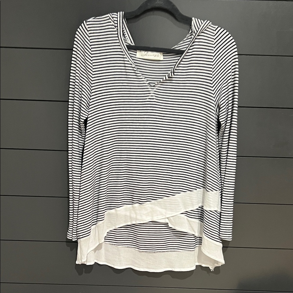Vintage Havana  Black and White Striped Hoodie  (s)